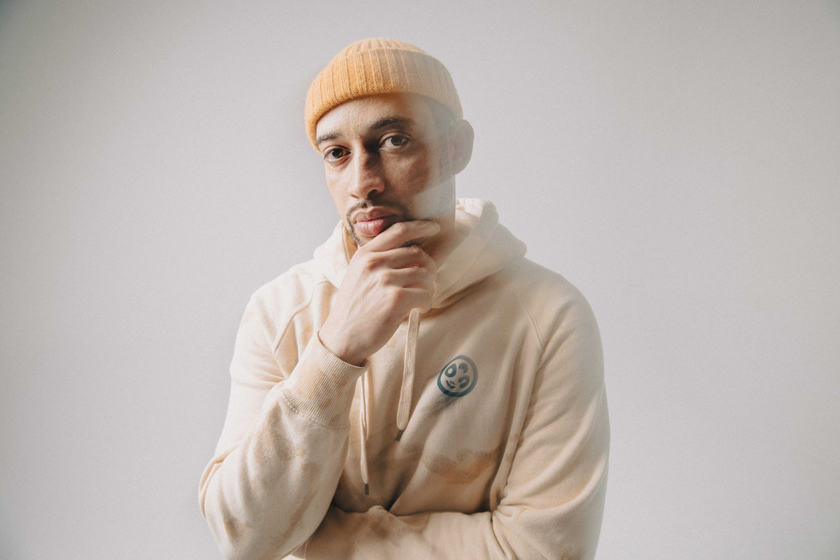 Essa – Still Life (demo) ft Devise previews The Misadventures of a Middle Man re-release