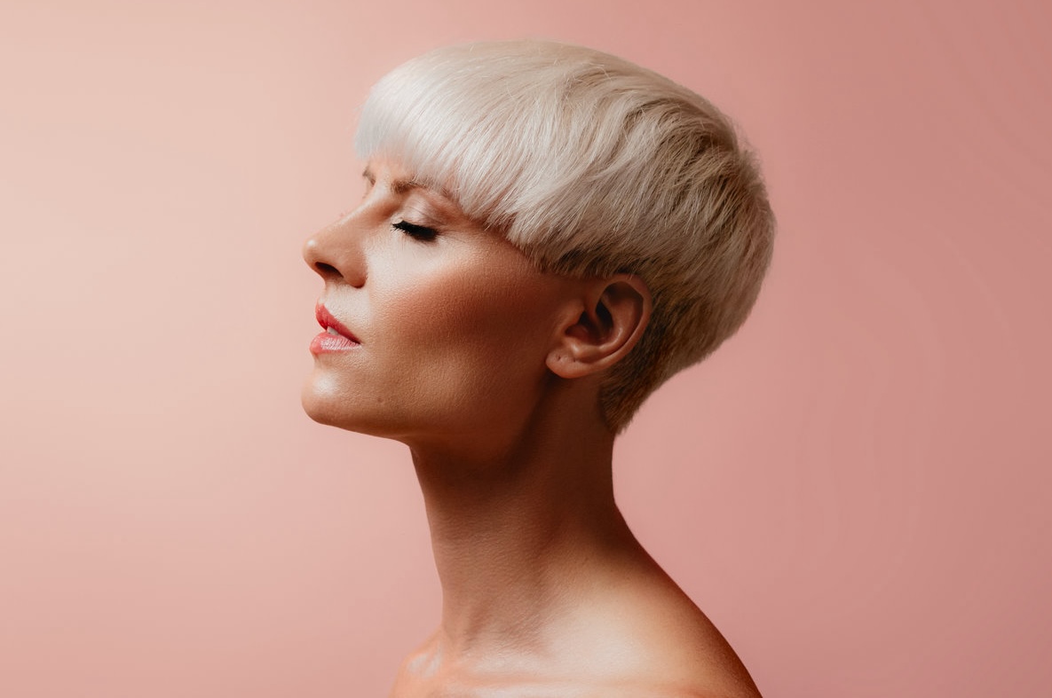 Video: Mica Millar – Warning Sign
